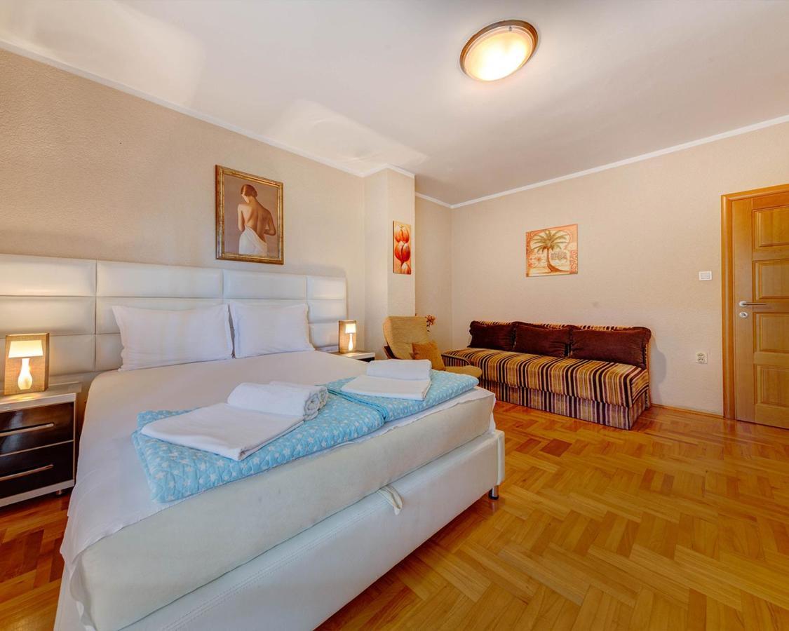 Disney Apartments Budva Extérieur photo
