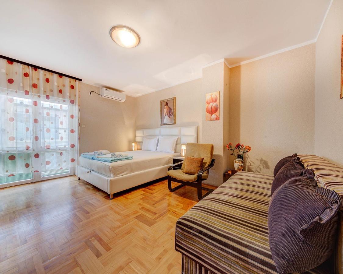 Disney Apartments Budva Extérieur photo
